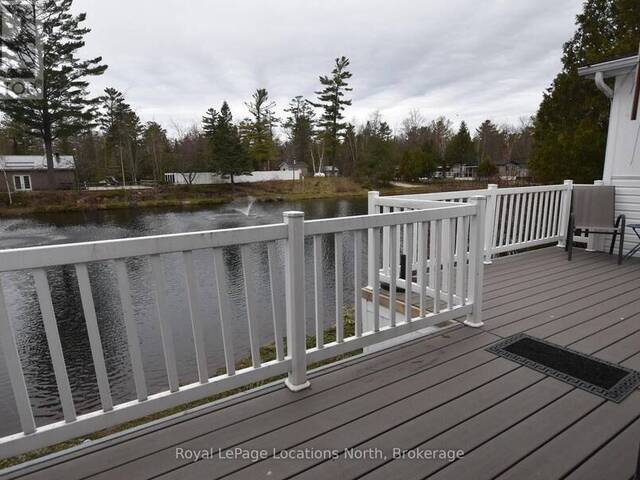 20 TOPAZ STREET W Wasaga Beach Ontario, L9Z 1X7 - 2 Bedrooms Home For Sale