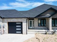 443 IVINGS DRIVE Port Elgin Ontario, N0H 2C3