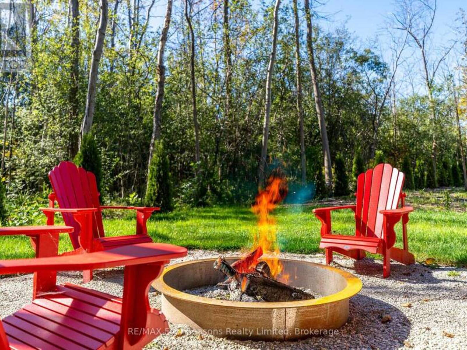 9746 BEACHWOOD ROAD, Collingwood, Ontario L9Y 0X2