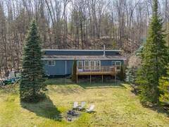 1027 SPENCERS TRAIL Highlands East Ontario, K0M 1X0