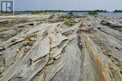 322C MYRTLE ISLAND | Carling Ontario | Slide Image Nine