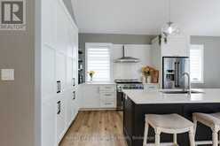 30 GORDON CRESCENT | Meaford Ontario | Slide Image Nine