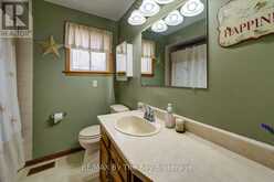 229 DATAS DRIVE E | Stayner Ontario | Slide Image Twenty-two