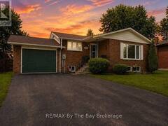 229 DATAS DRIVE E Stayner Ontario, L0M 1S0