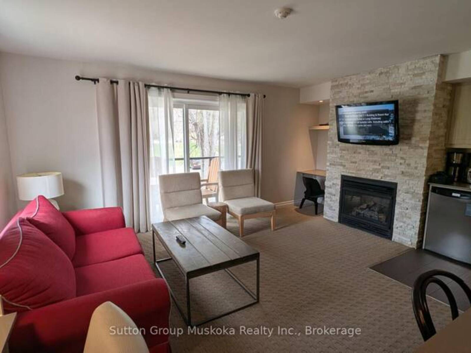 52-207 - 1235 DEERHURST DRIVE, Huntsville, Ontario P1H 2E8
