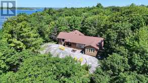16 264C ISLAND | Carling Ontario | Slide Image Two