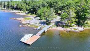 16 264C ISLAND | Carling Ontario | Slide Image Eight