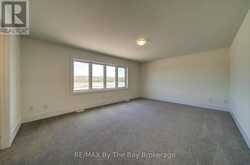 63 ROSANNE CIRCLE | Wasaga Beach Ontario | Slide Image Eighteen