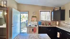 26 THOMPSON AVENUE | Southampton Ontario | Slide Image Thirty-one