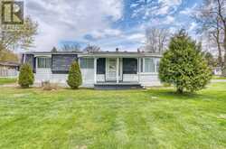 71 FAIRVIEW CRESCENT | Listowel Ontario | Slide Image Nine