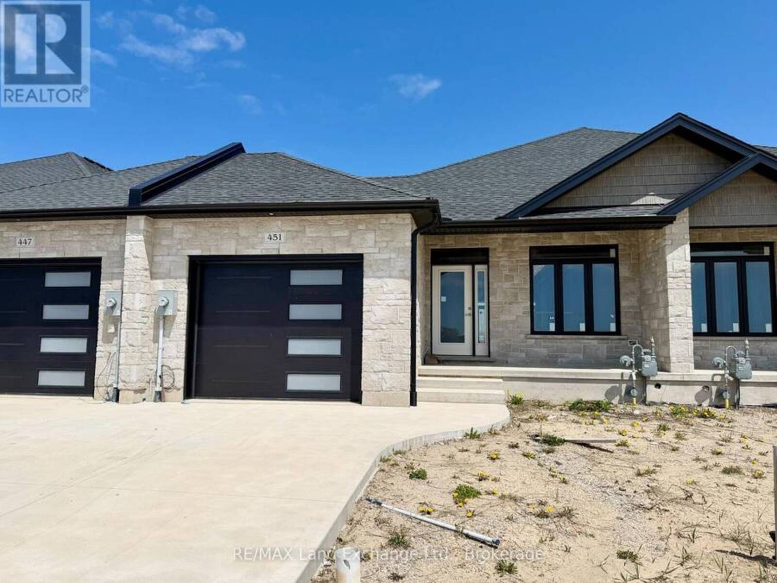 451 IVINGS DRIVE, Port Elgin, Ontario N0H 2C3