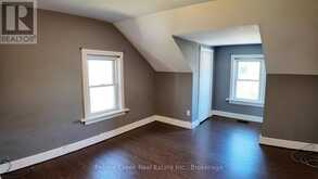 109 NAPIER STREET | Goderich Ontario | Slide Image Nine