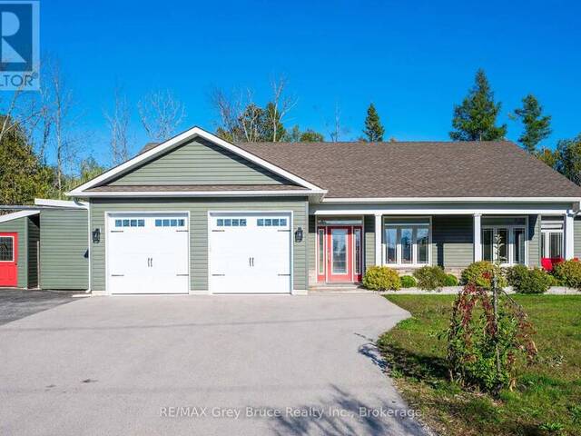 10 WILLIAMSON PLACE Georgian Bluffs Ontario, N0H 2T0 - 3 Bedrooms Home For Sale
