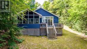 1123 STONE GATE LANE | Bracebridge Ontario | Slide Image Three