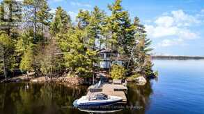 29 BEACHGROVE ISLAND 33LM | Gravenhurst Ontario | Slide Image Two
