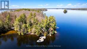 29 BEACHGROVE ISLAND 33LM | Gravenhurst Ontario | Slide Image Thirty-four