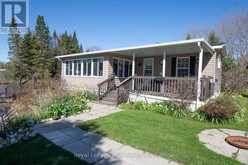 61 LAKESIDE STREET | Mount Forest Ontario | Slide Image Five