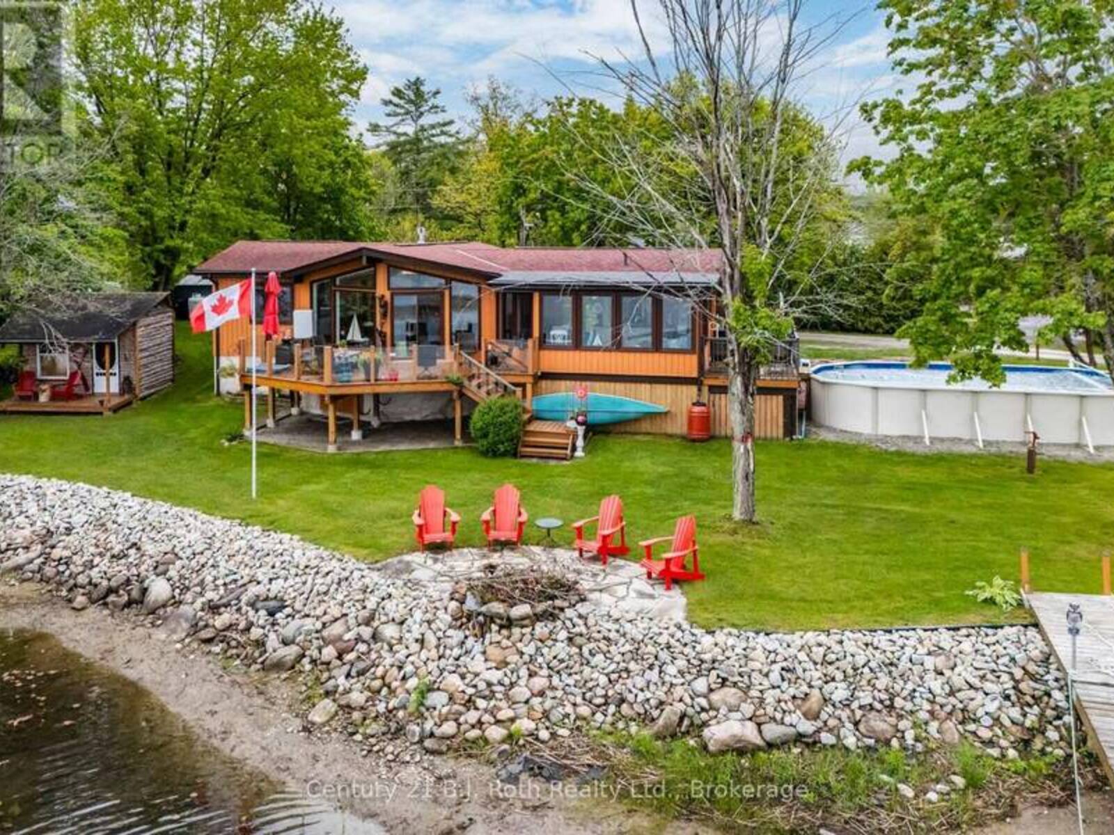 24 WILCOX ROAD, Waubaushene, Ontario L0K 2C0