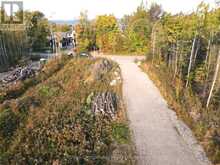465 SILVER BIRCH DRIVE | Tiny Ontario | Slide Image Three
