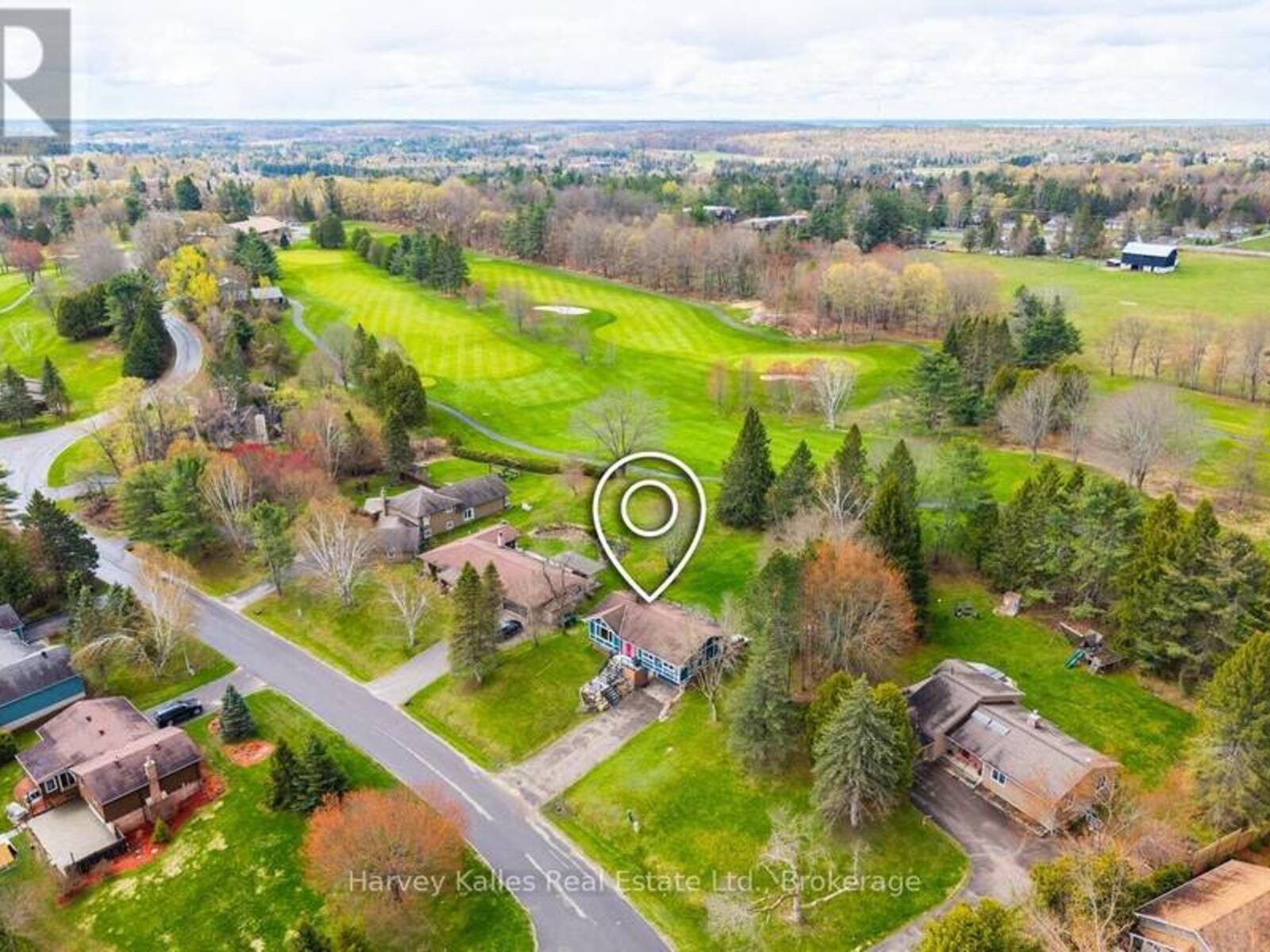 14 CURLING ROAD, Bracebridge, Ontario P1L 1M6
