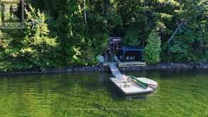 13303 LITTLE HAWK LAKE - SOUTH SHORE | Haliburton Ontario | Slide Image Nine
