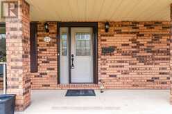27 ROSEWOOD AVENUE | Midhurst Ontario | Slide Image Four