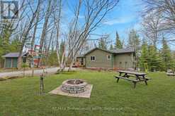 1157 BETWEEN LAKES TRAIL | Minden Hills Ontario | Slide Image Forty-three