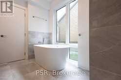 43 MUSKOKA BAY BOULEVARD | Gravenhurst Ontario | Slide Image Twenty-seven