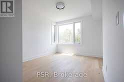 43 MUSKOKA BAY BOULEVARD | Gravenhurst Ontario | Slide Image Four