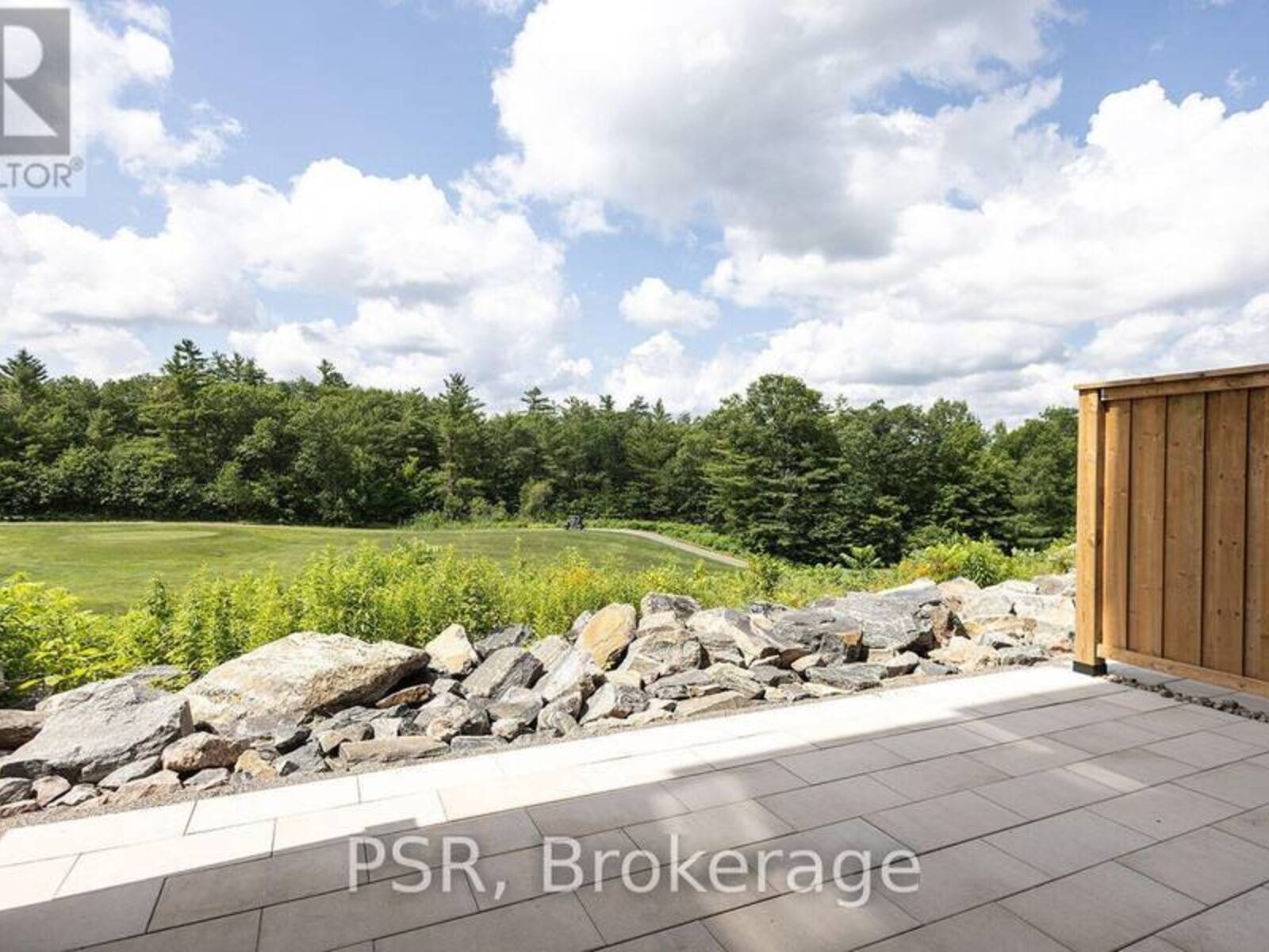 108 - 100 CARRICK TRAIL, Gravenhurst, Ontario P1P 0J5