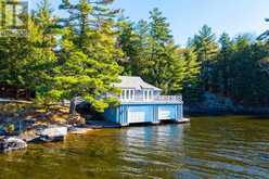 1-1076 BIRCH POINT ROAD | Gravenhurst Ontario | Slide Image Five