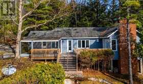 1-1076 BIRCH POINT ROAD | Gravenhurst Ontario | Slide Image Two