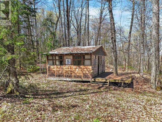 1165 SPRING LAKE ROAD Bracebridge Ontario, P1L 1X1 - 2 Bedrooms Home For Sale