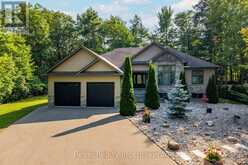 54 VINCENT CIRCLE | Tiny Ontario | Slide Image One