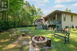 54 VINCENT CIRCLE | Tiny Ontario | Slide Image Thirty-five