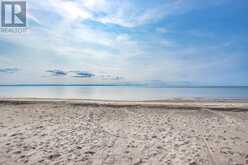 68 TINY BEACHES ROAD S | Tiny Ontario | Slide Image Five