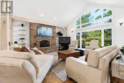 1060 S SUNSET BAY RD | Gravenhurst Ontario | Slide Image Sixteen