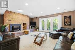 1060 S SUNSET BAY RD | Gravenhurst Ontario | Slide Image Thirty-two