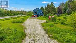 121 OLD HIGHWAY 26 | Meaford Ontario | Slide Image Thirty