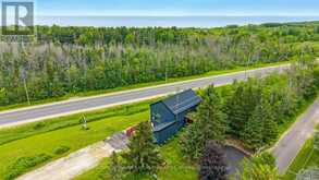 121 OLD HIGHWAY 26 | Meaford Ontario | Slide Image Thirty-four
