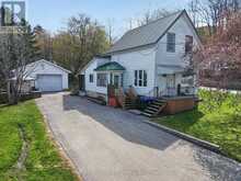 13 CENTRE STREET | Penetanguishene Ontario | Slide Image Thirty