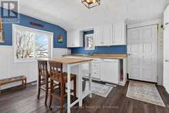 13 CENTRE STREET | Penetanguishene Ontario | Slide Image Nine