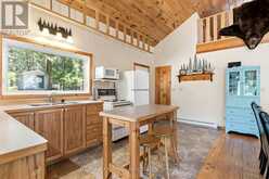 10469 LITTLE HAWK LAKE WAO | Haliburton Ontario | Slide Image Ten