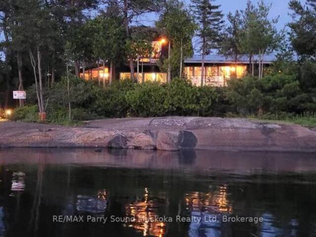 2333 KEY RIVER Parry Sound Ontario, P0G 1A0 - 4 Bedrooms Waterfront Home For sale