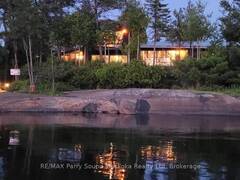 2333 KEY RIVER Parry Sound Ontario, P0G 1A0