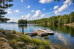 1 LOON BAY | Carling Ontario | Slide Image Thirty-one