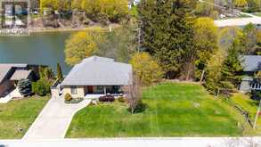290 SAUGEEN STREET | Southampton Ontario | Slide Image Four