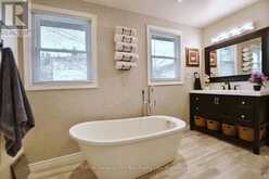 238 MCCREA DRIVE | Stayner Ontario | Slide Image Fifteen