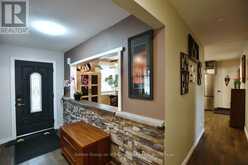 238 MCCREA DRIVE | Stayner Ontario | Slide Image Three
