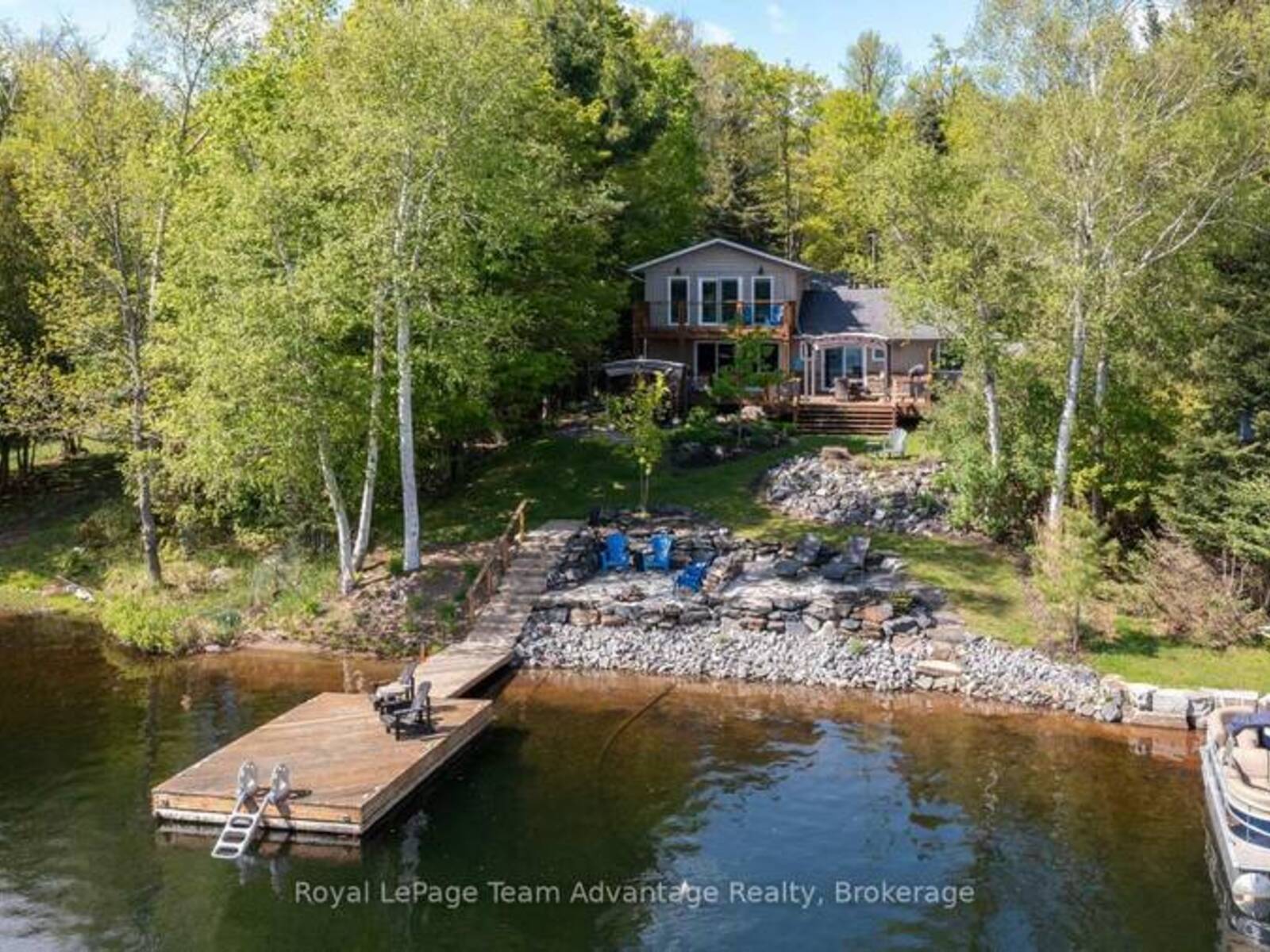 1 WREN PLACE, McDougall, Ontario P2A 2W7